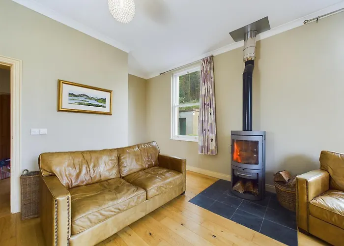 Mourne Mountain Bliss 4Br Cottage With Patio & Bbq Ideal For A Relaxing Getaway