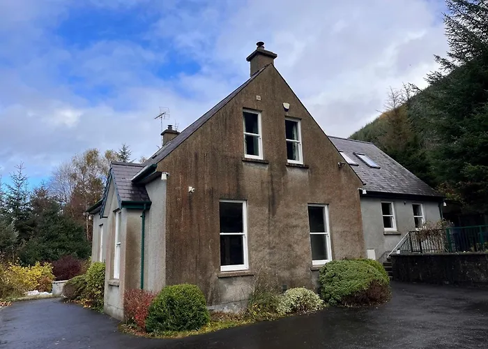 Mourne Mountain Bliss 4Br Cottage With Patio & Bbq Ideal For A Relaxing Getaway