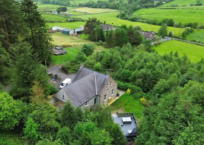 Mourne Mountain Bliss 4Br Cottage With Patio & Bbq Ideal For A Relaxing Getaway