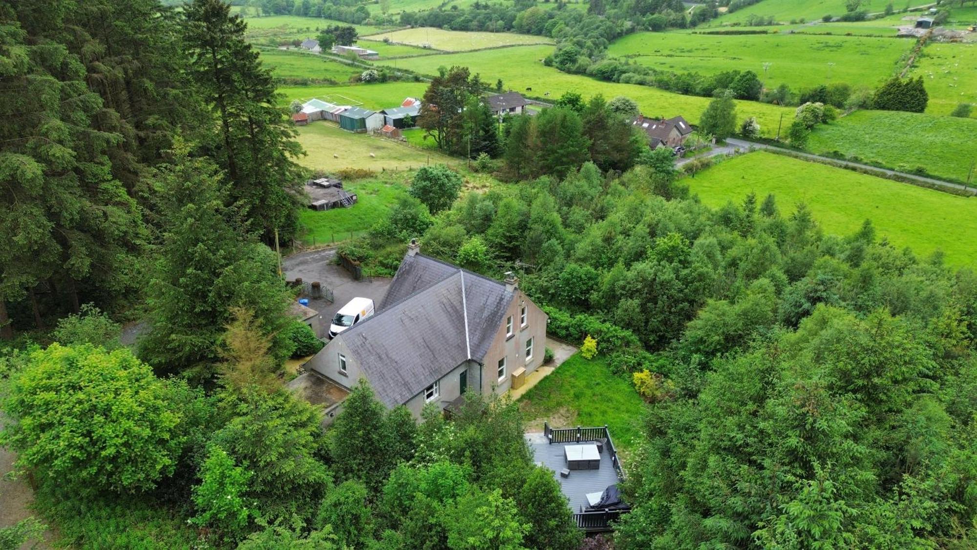 Mourne Mountain Bliss 4br With Patio & Bbq Ideal For A Relaxing Getaway *